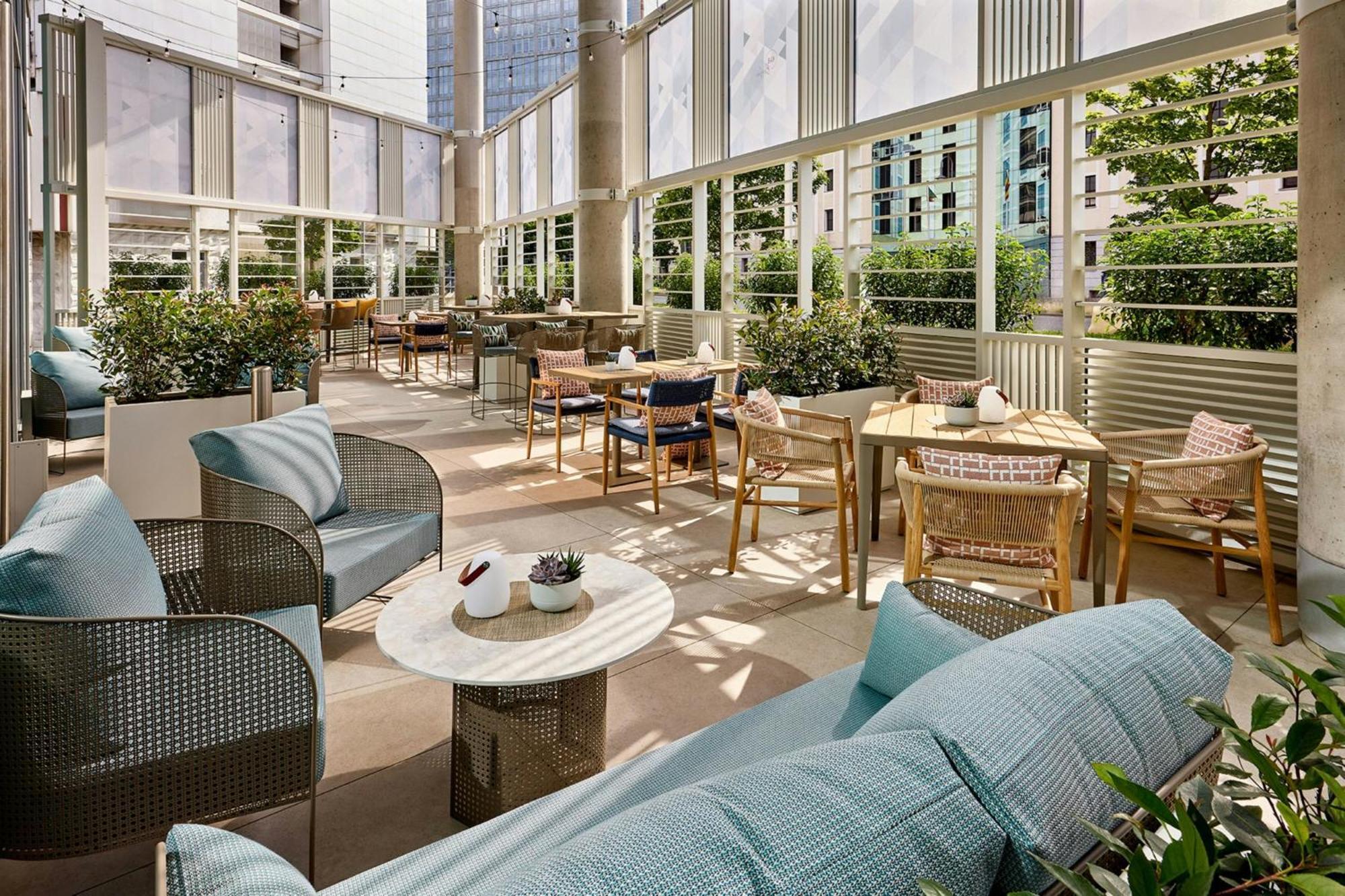 Courtyard By Marriott Berlin City Center — Fotos 1